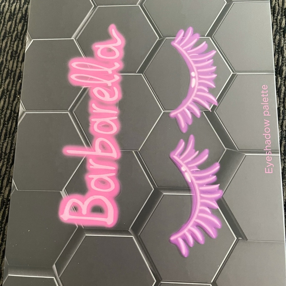 Barbarlla Eyeshadow Palette